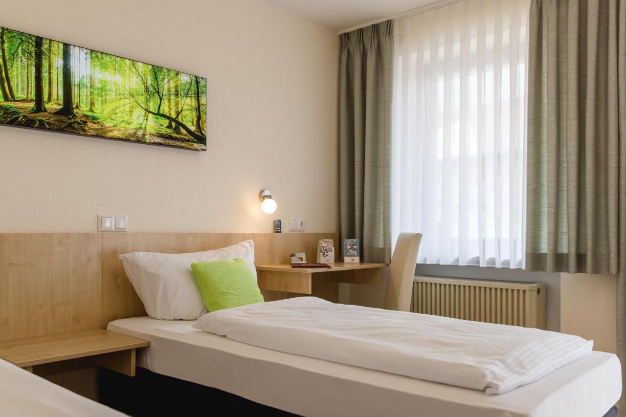 Akzent Hotel Meerfraeulein Wemding Eksteriør billede